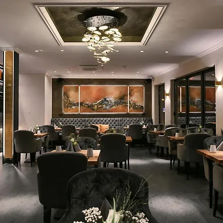מלון Boutique Canel 4*
